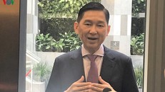 Ông Trần Vĩnh Tuyến, Phó Chủ tịch UBND TP.HCM trao đổi với báo chí bên lề hội nghị.