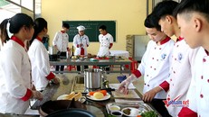 Ảnh minh họa: Lê Anh Dũng UBND TP giao Sở GD-ĐT tham mưu để đưa nhiệm vụ giáo dục hư