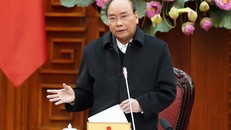 Thủ tướng Nguyễn Xuân Phúc phát biểu tại cuộc họp. Ảnh: VGP/Quang Hiếu