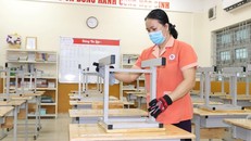 Công tác tiêu độc, khử trùng, dọn dẹp vệ sinh lớp học ở các trường tại TPHCM.