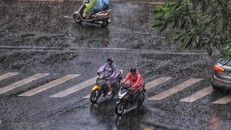 Đêm 31/5, các khu vực trên cả nước có mưa rào và dông