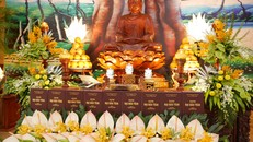 Giáo đoàn IV – Hệ phái Khất sĩ cúng dường trường hạ