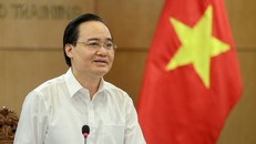 Bộ trưởng Phùng Xuân Nhạ (ảnh: Bộ Giáo dục và Đào tạo)