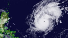 Hình ảnh vệ tinh của siêu bão Goni chiều ngày 30/10