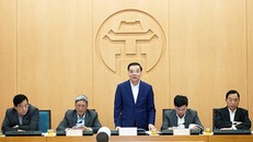 Chủ tịch UBND TP Hà Nội Chu Ngọc Anh phát biểu chỉ đạo tại phiên họp trực tuyến thứ 74 với các quận, huyện thị xã, xã, phường, thị trấn về các giải pháp phòng, chống dịch COVID-19 ngày 2/12. 