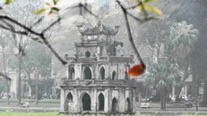 Tháng 4/2021, thủ đô Hà Nội xuất hiện nhiều trận mưa, dông kèm lốc, sét, gió giật mạnh… (Ảnh minh hoạ) 