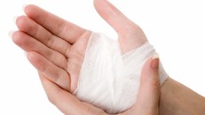 Vi khuẩn Vibrio Vulnificus lây qua vết thương hở. (Ảnh minh hoạ)