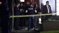 Cảnh sát điều tra tại hiện trường một vụ xả súng ở Orange, California, Mỹ, ngày 31/1/2021. Ảnh: AFP/ TTXVN