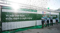 2000 người chứng kiến màn ra mắt Phòng khám container miễn phí