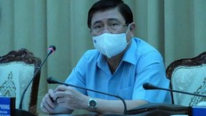 Chủ tịch UBND TP.HCM Nguyễn Thành Phong phát biểu tại cuộc họp.