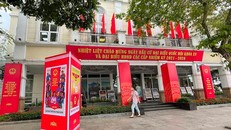 Công tác trang trí khánh tiết tại các điểm bầu cử được Hà Nội thực hiện chu đáo.