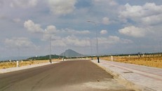 Một góc Khu đô thị mới Nam Tuy Hòa - nơi có 262 lô đất nhà ở liền kề được bán đấu giá sỉ và giảm giá bất thường. 