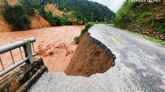 Mưa lớn kéo dài khiến nhiều khu vực miền núi phía Bắc có nguy cơ xảy ra sạt lở đất, lũ quét. (Ảnh minh hoạ)