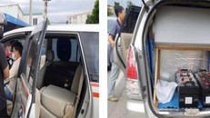 Hình ảnh nhóm đối tượng cùng trạm BTS giả mạo bị bắt giữ cùng phương tiện trong vụ việc liên quan ngày 31/10/2023. 