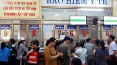 Người dân đăng ký khám, chữa bệnh bảo hiểm y tế. (Ảnh minh hoạ)