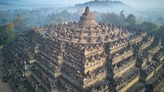 Ngôi đền Phật giáo lớn nhất thế giới ở Indonesia tái sinh sau thời gian bảo tồn