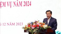 Bộ trưởng Bộ Tài chính Hồ Đức Phớc phát biểu.