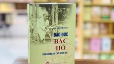 Cuốn sách "Đạo đức Bác Hồ - Tấm gương soi cho muôn đời" gồm một số bài viết ngắn gọn, mộc mạc, chân thực và sinh động về cuộc đời hoạt động cách mạng của Bác.