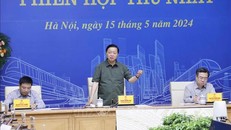 Phó Thủ tướng Trần Hồng Hà, Tổ trưởng Tổ công tác giúp việc Ban Chỉ đạo phát biểu. 