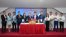 Tập đoàn CNCTech và Tập đoàn Xây dựng Hòa Bình tiến hành ký kết hợp tác chiến lược.