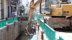 Các nhà thầu đẩy nhanh tiến độ thi công dự án, kênh Nhị Phước đoạn NP3, NP4. 