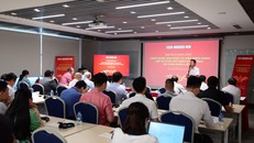 Hội thảo có sự tham dự của các chuyên gia hàng đầu trong nước, quốc tế về di truyền, với nhiều kinh nghiệm trong các hoạt động liên quan đến luật và triển khai cơ sở dữ liệu ADN pháp y. 