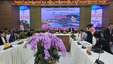 Toàn cảnh buổi họp báo.