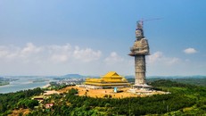 Chiêm ngưỡng tượng Phật Quan Âm cao nhất Đông Nam Á trên núi Thiên Mã