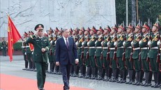 Tổng Bí thư Tô Lâm, Bí thư Quân uỷ Trung ương thăm và làm việc tại Quân khu 7. 