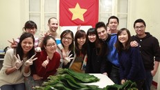 Chính phủ Liên bang Nga cấp 1.000 chỉ tiêu học bổng cho công dân Việt Nam đi đào tạo tại Liên bang Nga theo các trình độ đại học, thạc sĩ, tiến sĩ, thực tập chuyên ngành và tiếng Nga đối với các ngành học theo nhu cầu đào tạo của phía Việt Nam và các ngành có thế mạnh đào tạo của phía Liên bang Nga đã được hai bên thống nhất. 