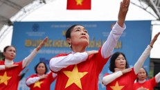 Ngày hội rèn luyện sức khỏe người cao tuổi Thủ đô. (Ảnh: Thanh Tùng/TTXVN)