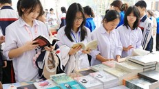 Ngày Sách và Văn hóa đọc Việt Nam thu hút đông đảo độc giả là học sinh, sinh viên trên địa bàn tỉnh Điện Biên. 