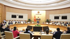 Phó Thủ tướng Thường trực Chính phủ Nguyễn Hòa Bình chủ trì cuộc họp về xây dựng trung tâm tài chính quốc tế tại Việt Nam.