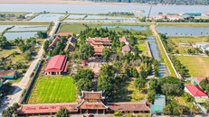 Chùa Thanh Lương được xây trên khu đất rộng 3,5ha ở khối 11 (thị trấn Xuân An, huyện Nghi Xuân, tỉnh Hà Tĩnh). Ảnh: Cẩm Kỳ