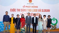 Ban tổ chức cuộc thi gồm đại diện Bộ Công Thương, Tập đoàn Điện lực Việt Nam, Ngân hàng Thế giới, Hội Mỹ thuật Việt Nam và các chuyên gia.