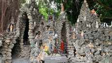 Công trình Tháp Bảo Tích do sư thầy Thích Hồng Danh làm tổng chỉ huy xây dựng trong suốt 5 năm (Ảnh; Hương Trà).