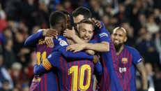 Barcelona chuẩn bị vô địch tại Nou Camp mà không có Cúp