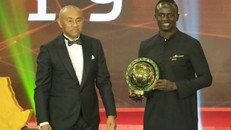 Sadio Mane trở thành cầu thủ xuất sắc nhất châu Phi 2019