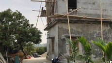 Hiện trường vụ sập giàn giáo khiến 3 người tử vong tại xã Đồng Thanh, huyện Vũ Thư, tỉnh Thái Bình. (Ảnh: Thanh niên)