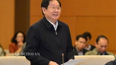 Bộ trưởng Bộ Nội vụ Lê Vĩnh Tân báo cáo tại Ủy ban Thường vụ Quốc hội. (Ảnh: An ninh Thủ đô)