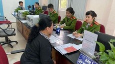 Công an TP Hà Nội sắp mở đợt cao điểm tập trung cấp căn cước công dân lưu động trên địa bàn TP Hà Nội từ ngày 1-1-2021 đến ngày 1-7-2021. (Ảnh: Nhân Dân) 