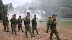 Bộ đội biên phòng tuần tra biên giới. (Ảnh: VOV)