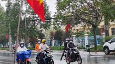 Sáng 30 Tết, mưa kéo dài khoảng 60 phút tại TP Sóc Trăng, tỉnh Sóc Trăng. Ảnh: Việt Tường/Zing