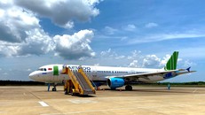 Bamboo Airways thực hiện 2 chuyến bay đưa gần 400 công dân Quảng Bình về quê