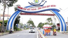 Chốt kiểm soát dịch COVID-19 tại thành phố Sóc Trăng. Ảnh: TTXVN 