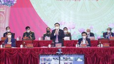 Chủ tịch Quốc hội Vương Đình Huệ dự Hội nghị tiếp xúc cử tri quận Hải An. Ảnh: Doãn Tấn/TTXVN