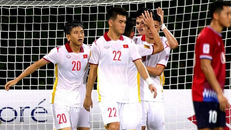 Đội tuyển Việt Nam dễ dàng thắng Lào với tỷ số 2-0 nhờ bàn thắng của Công Phượng và Phan Văn Đức. (Ảnh: bongda.com.vn)