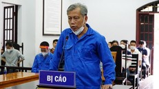 “Trùm” xăng giả Trịnh Sướng bị Tòa án nhân dân tỉnh Đắk Nông tuyên phạt mức án 12 năm tù. (Ảnh: Bảo Lâm)