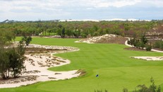 FLC Quảng Bình tài trợ "Bamboo Airways Golf Tournament 2022” với giải HIO 100 tỷ đồng