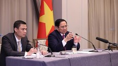 Thủ tướng Phạm Minh Chính phát biểu tại buổi gặp trí thức Việt kiều và thanh niên, sinh viên Việt Nam tại New York. Ảnh: Dương Giang/TTXVN